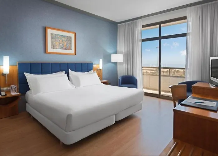 Hotel Elba Aeropuerto Business & Convention 4*