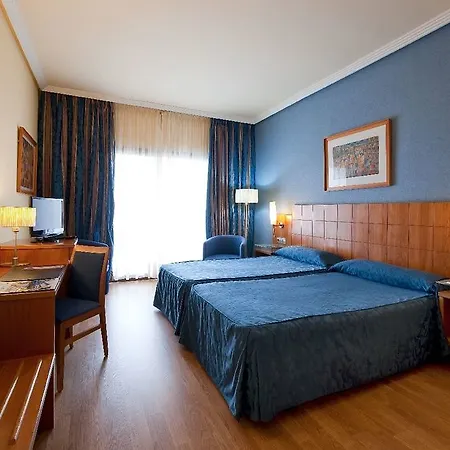Hotel Elba Aeropuerto Business & Convention 4*