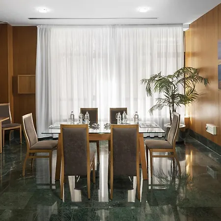 Hotel Elba Aeropuerto Business & Convention